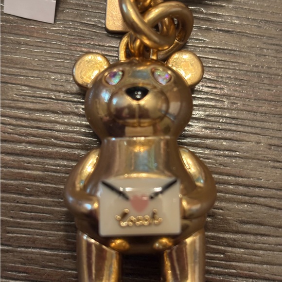 Coach - Picture 3 of 7